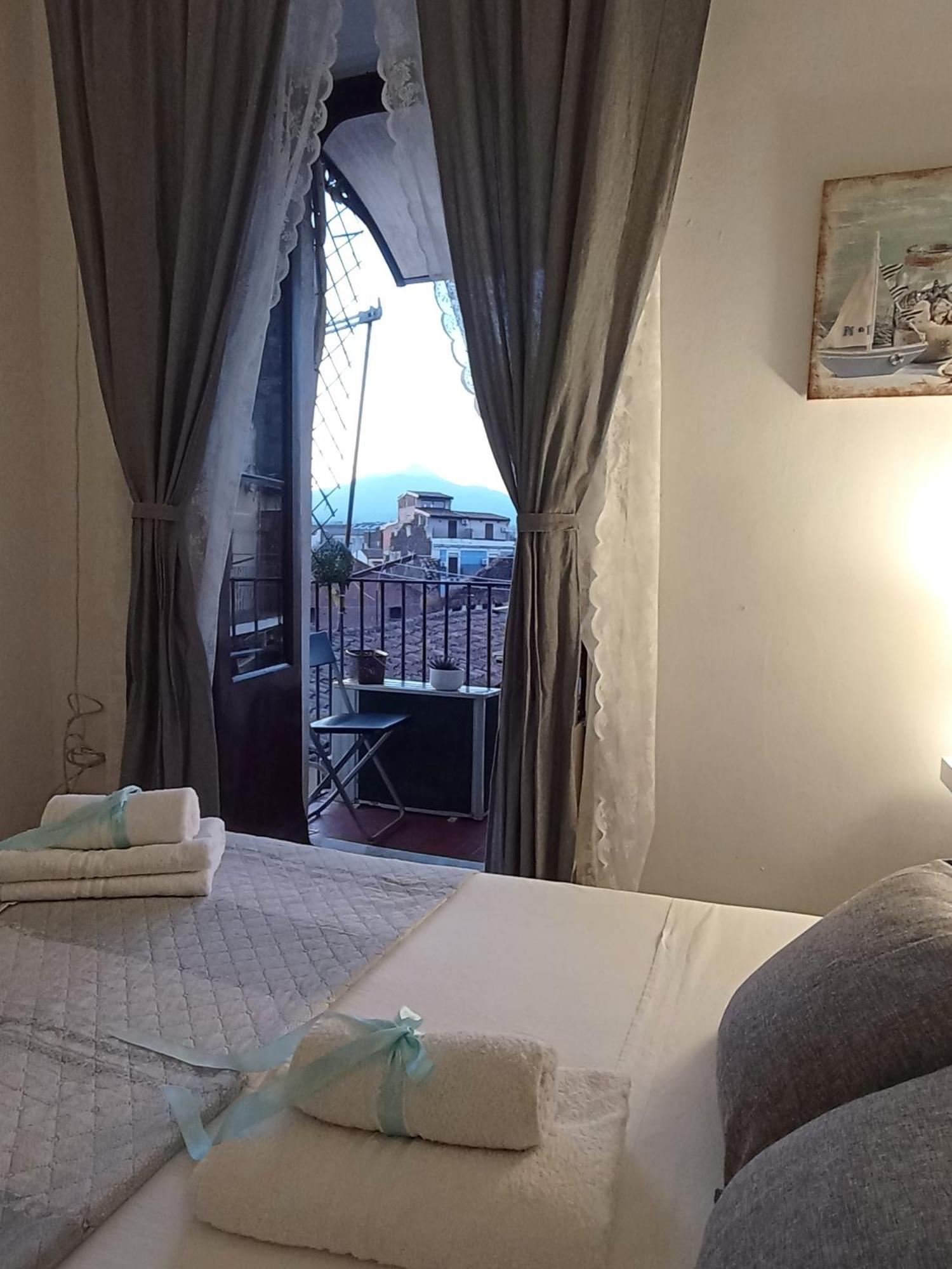 Stairway To Etna 1 Apartment คาตาเนีย ภายนอก รูปภาพ